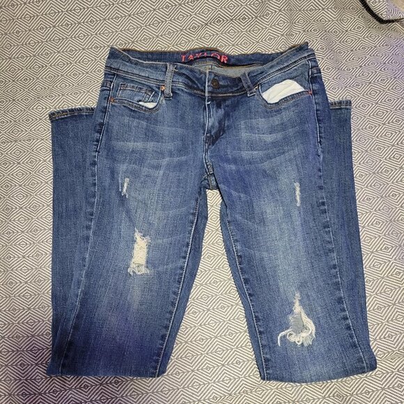 Delia's Taylor Dark Blue Distressed Skinny Jeans Size 4 - Picture 1 of 8